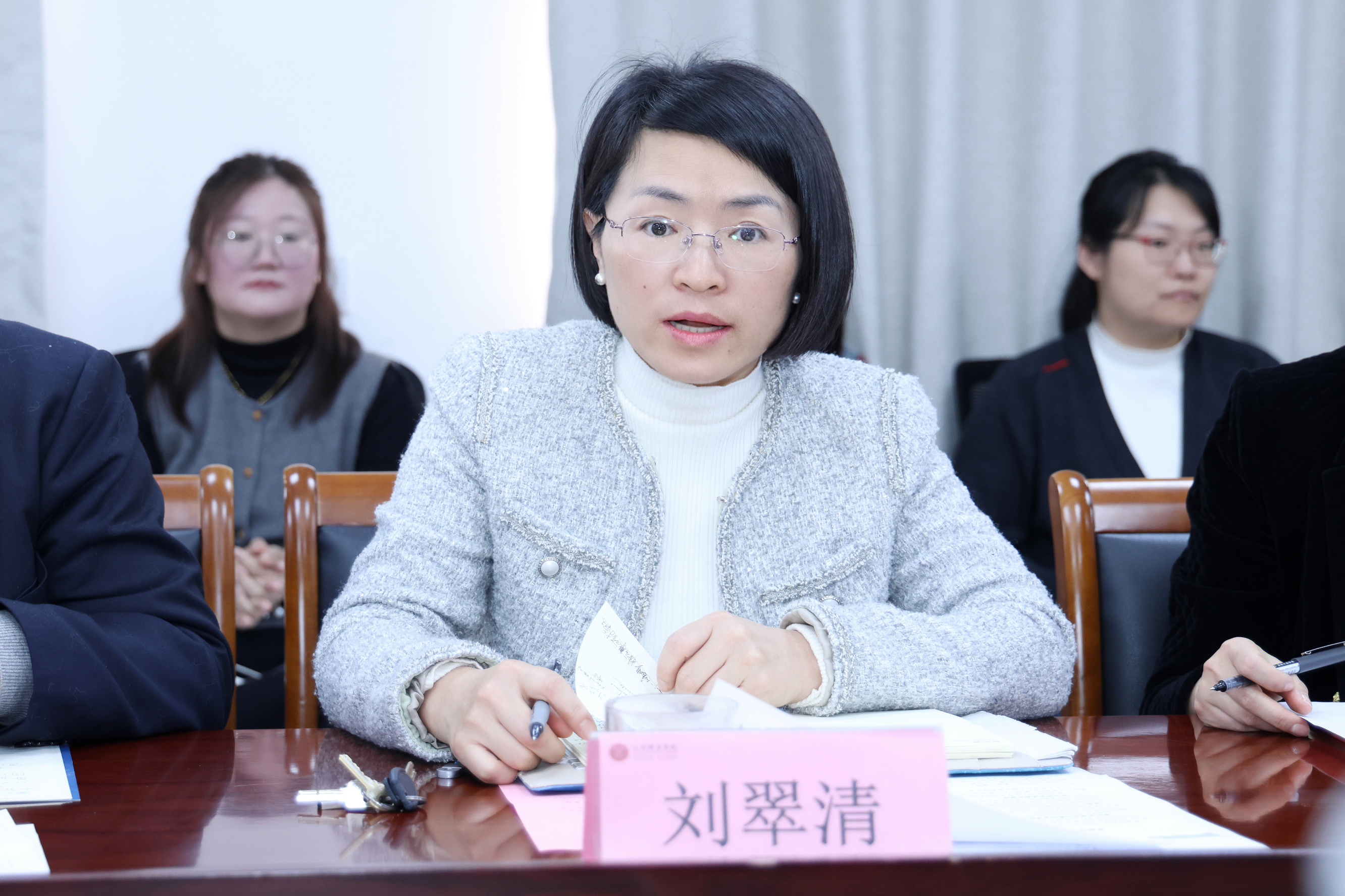 刘经理.jpg 刘经理.jpg