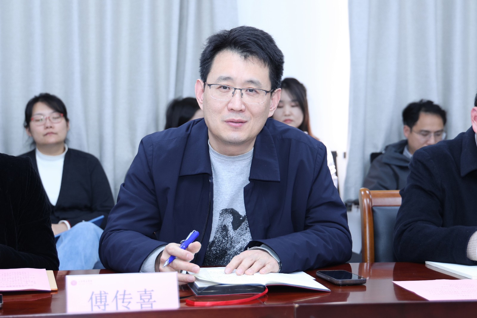 傅经理.jpg 傅经理.jpg