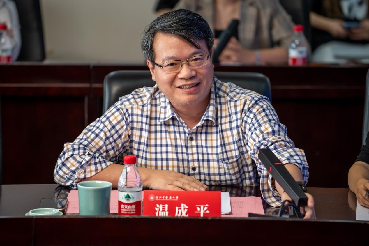 图片2.jpg 图片2.jpg